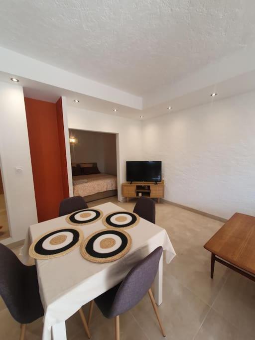 Appartement 30 M De La Plage Grimaud Εξωτερικό φωτογραφία