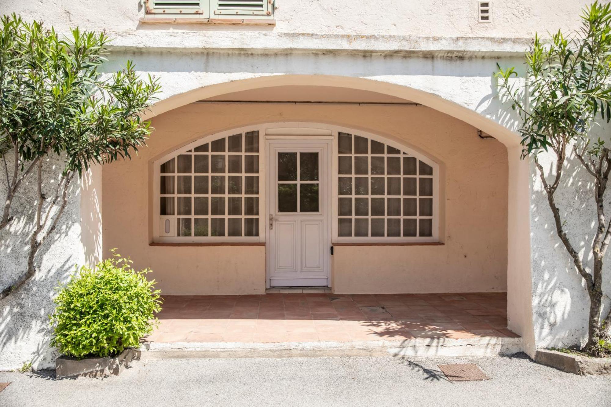 Appartement 30 M De La Plage Grimaud Εξωτερικό φωτογραφία