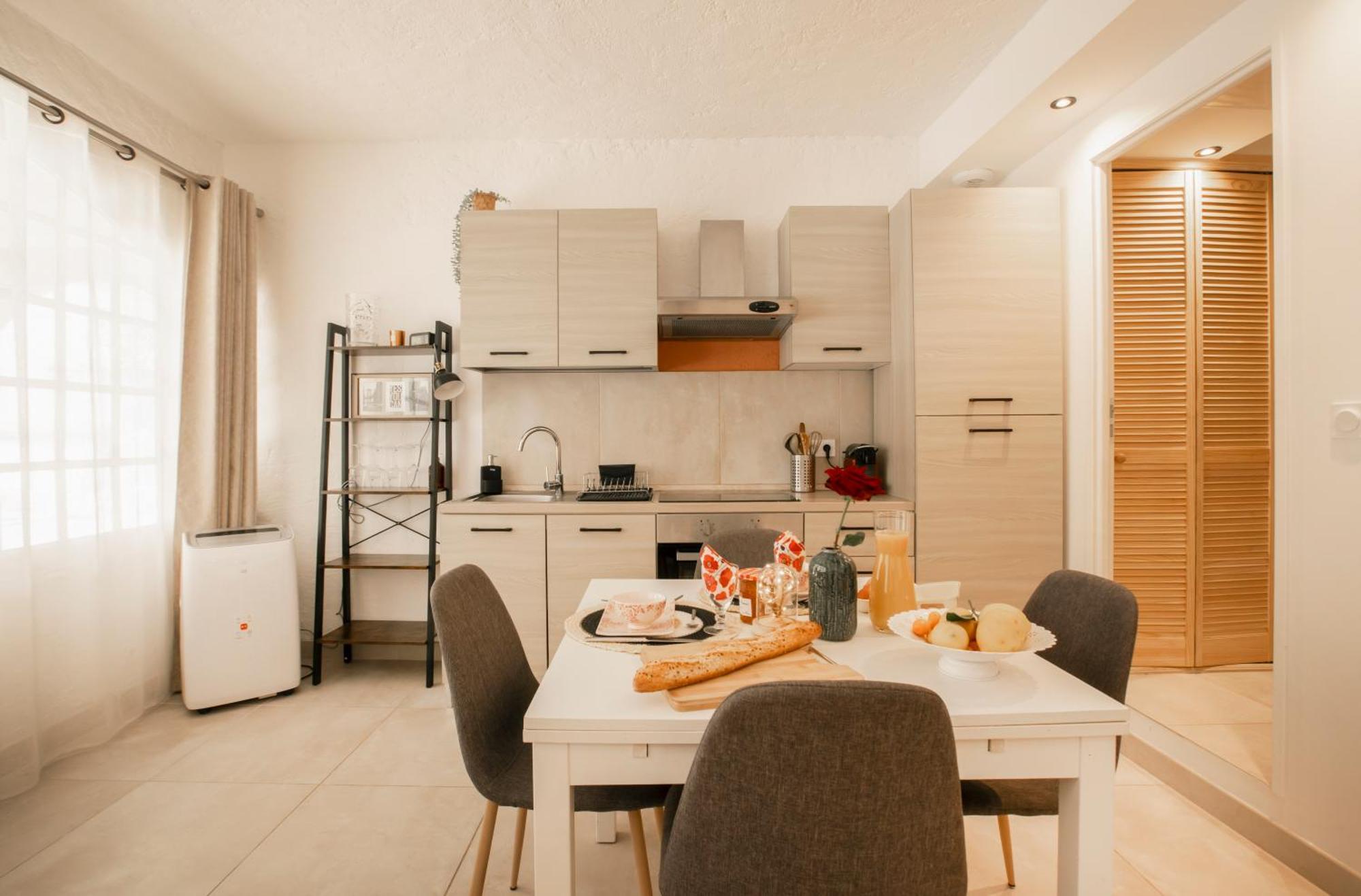 Appartement 30 M De La Plage Grimaud Εξωτερικό φωτογραφία